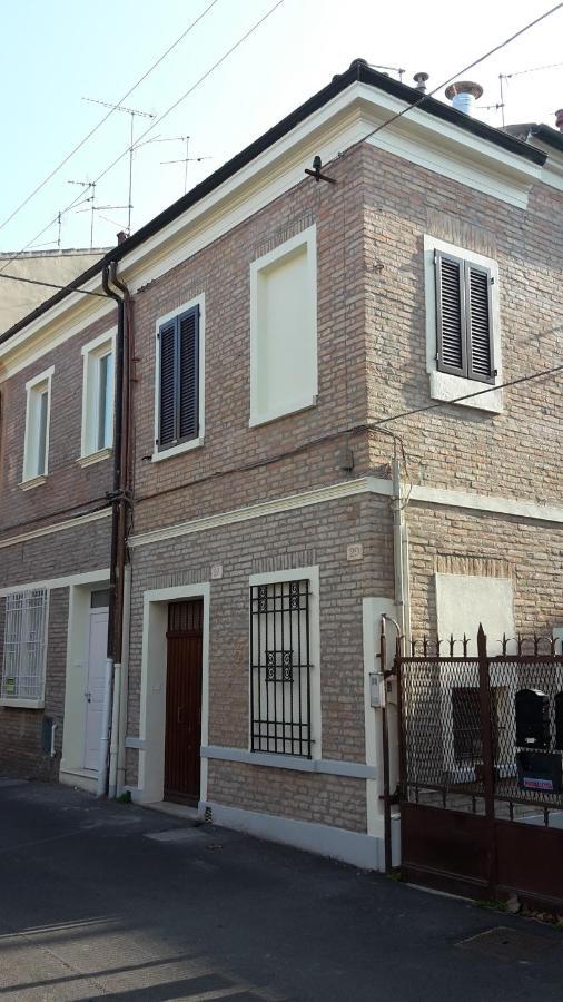 La Casetta Ferrara B&B Εξωτερικό φωτογραφία